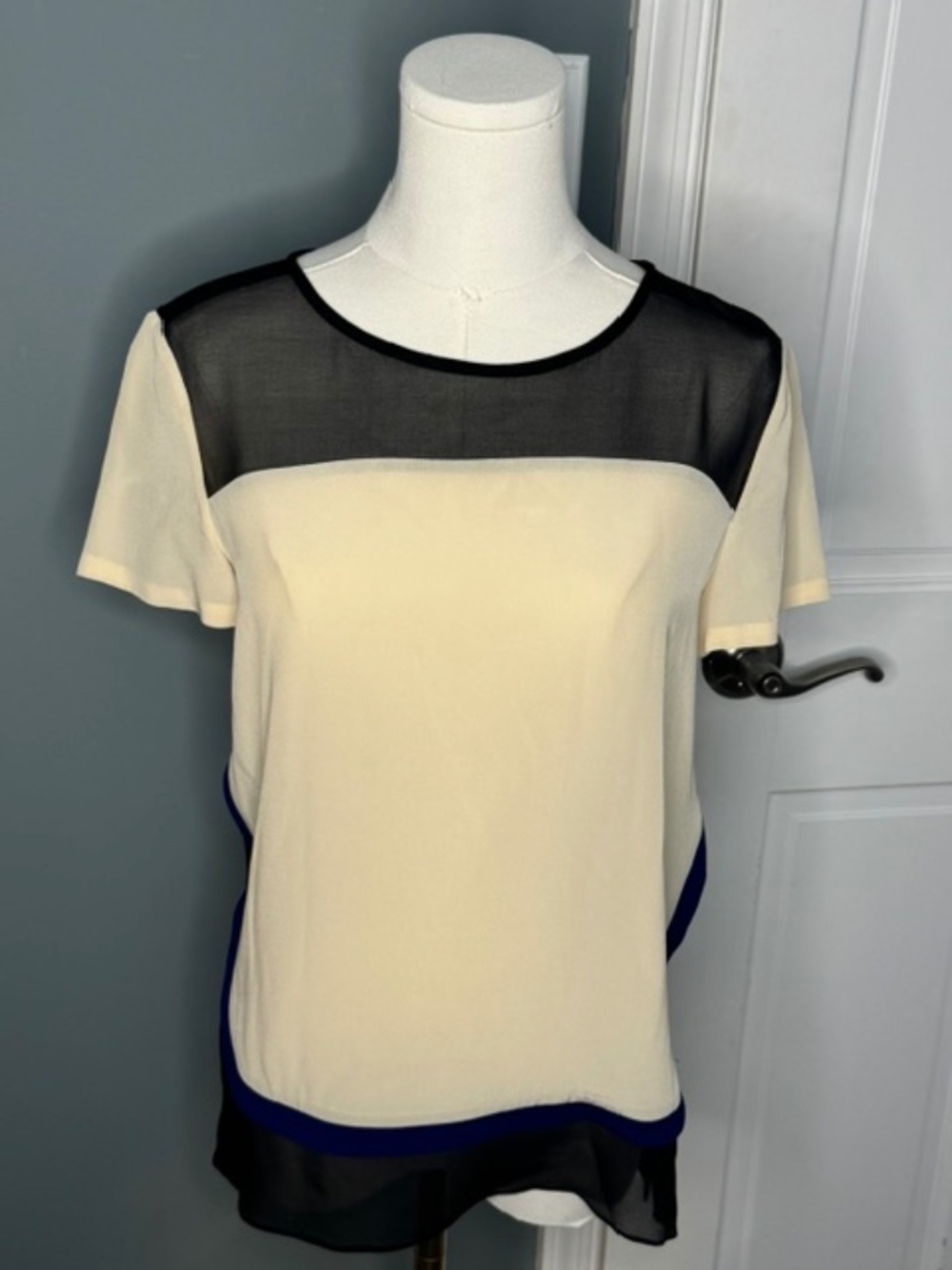 Diane Von Furstenberg Silk Colorblock Blouse Size 2